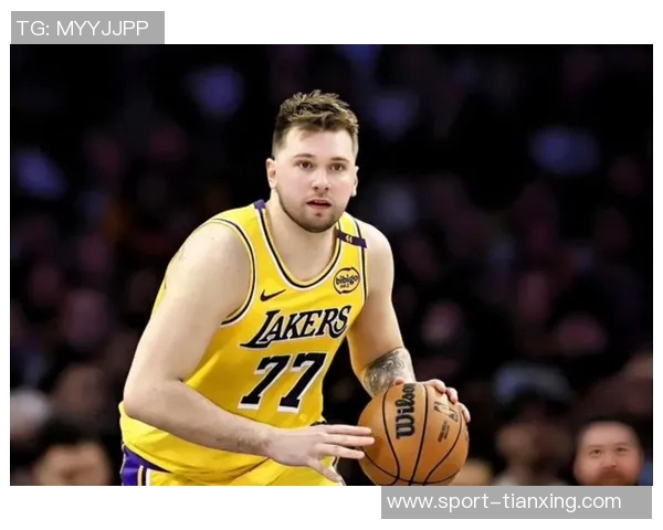 雷迪克赞东契奇扣篮精彩释放情绪让人惊喜